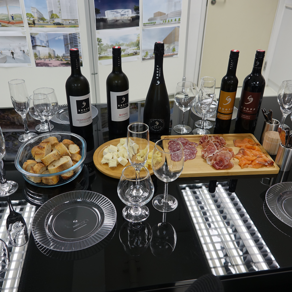 WINE TASTING EVENT Petit Chateau Decanter